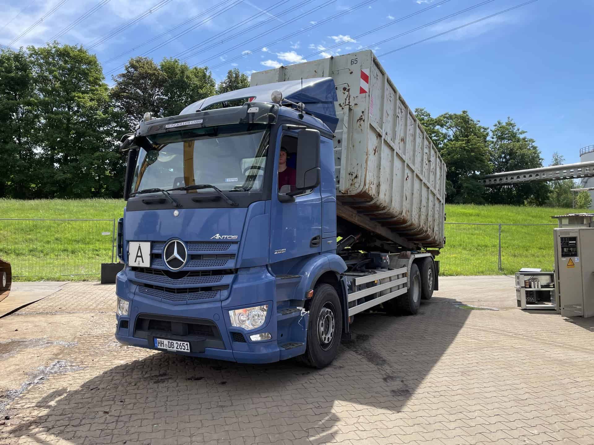 Mercedes Antos mit Multiliftsystem